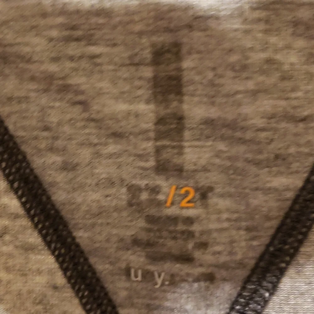 Lucy 2X  gray thirt - Picture 2 of 12